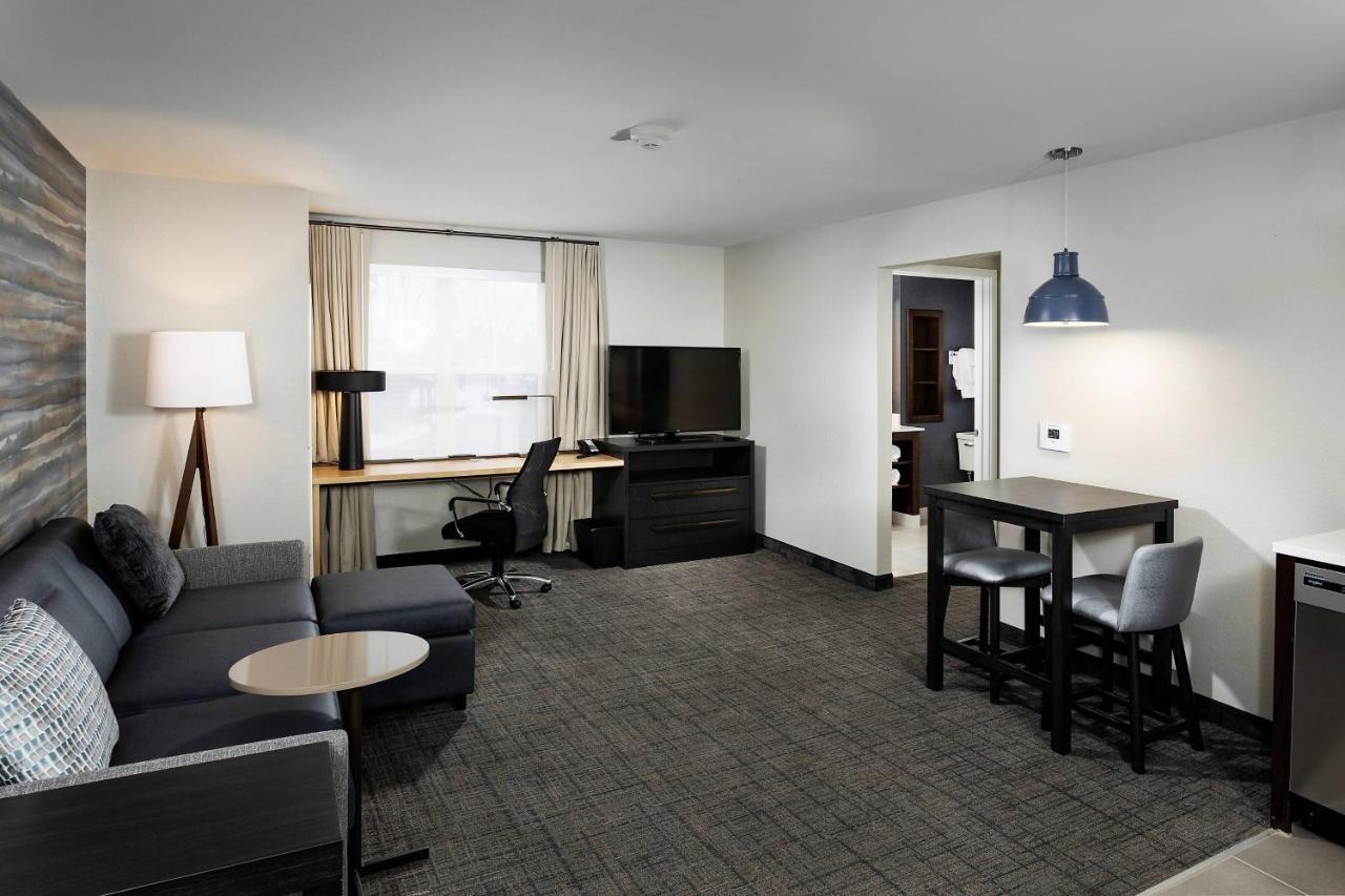 Residence Inn By Marriott Milwaukee Brookfield Luaran gambar