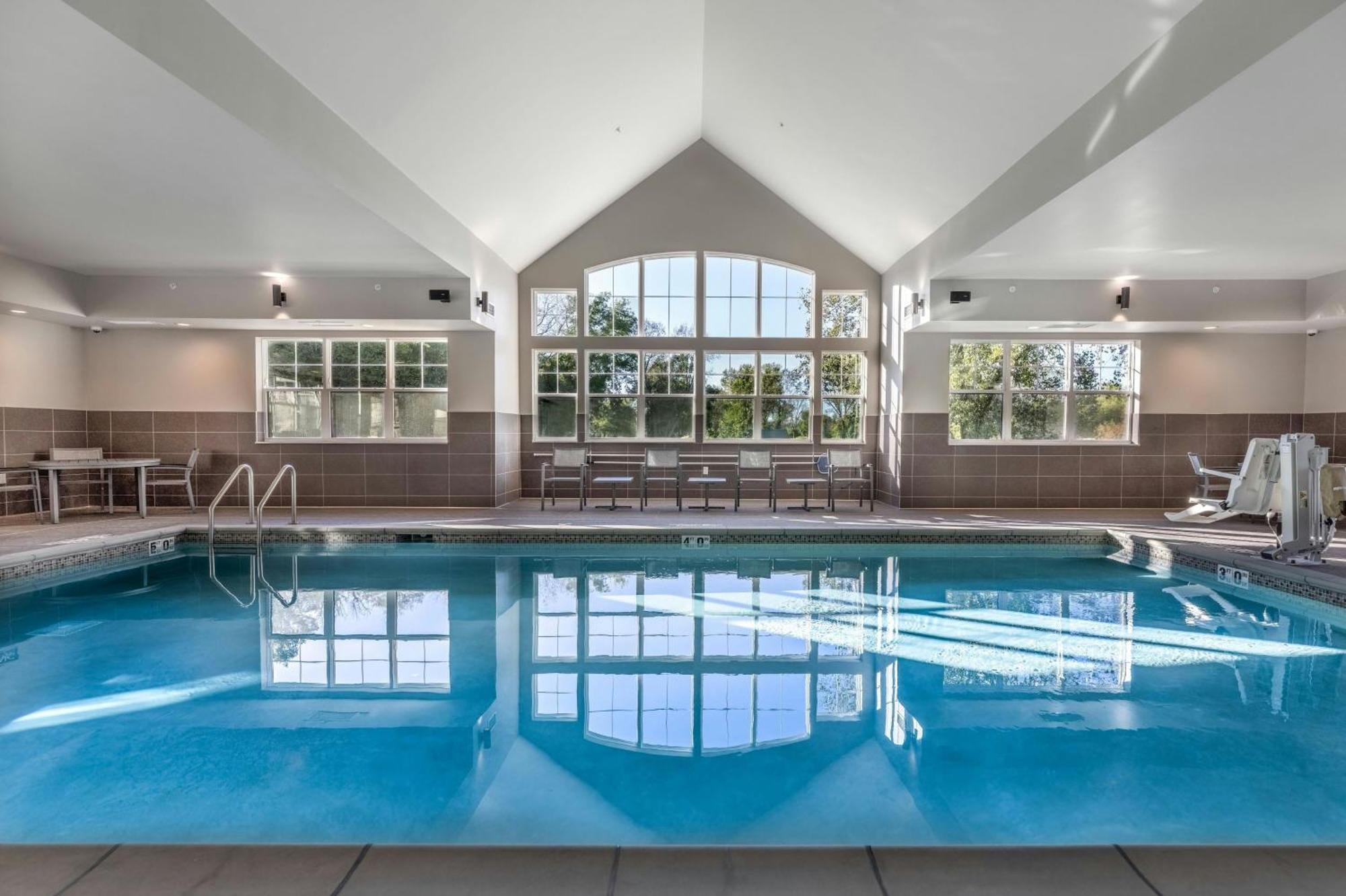 Residence Inn By Marriott Milwaukee Brookfield Luaran gambar